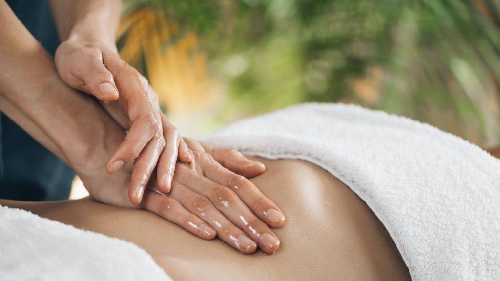 Ayurveda Stomach Massage